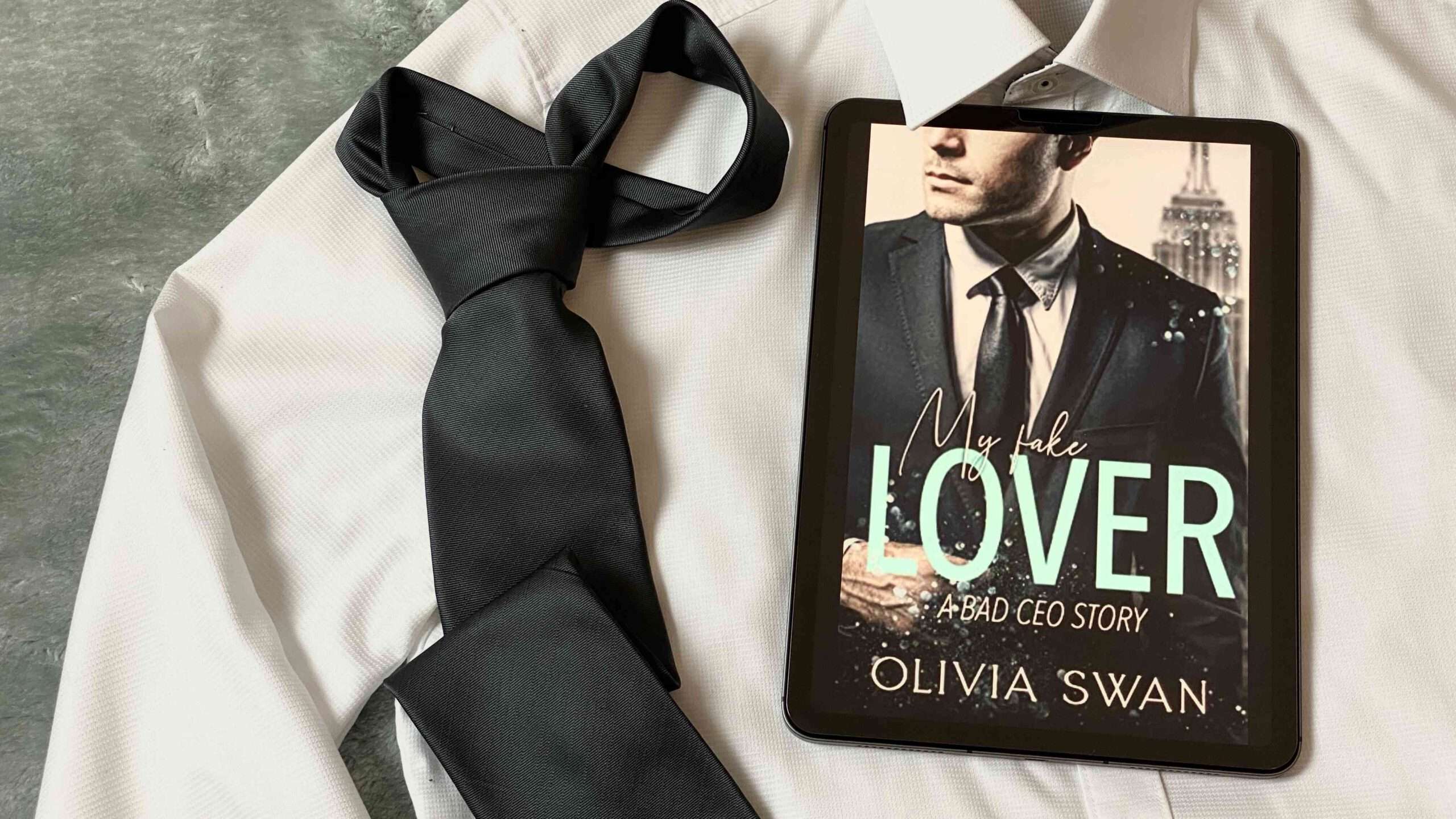 Read more about the article „My fake Lover: A Bad CEO Story“ von Olivia Swan